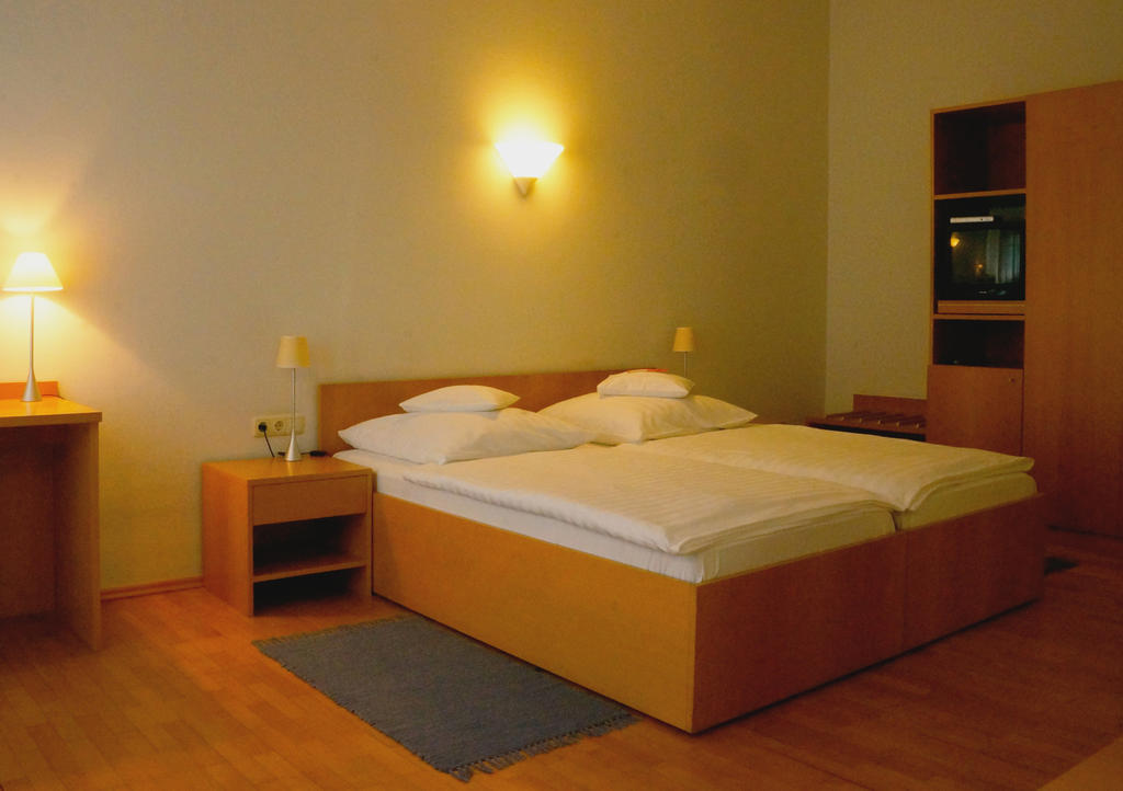 ויסבאדן Hotel Zum Scheppen Eck חדר תמונה
